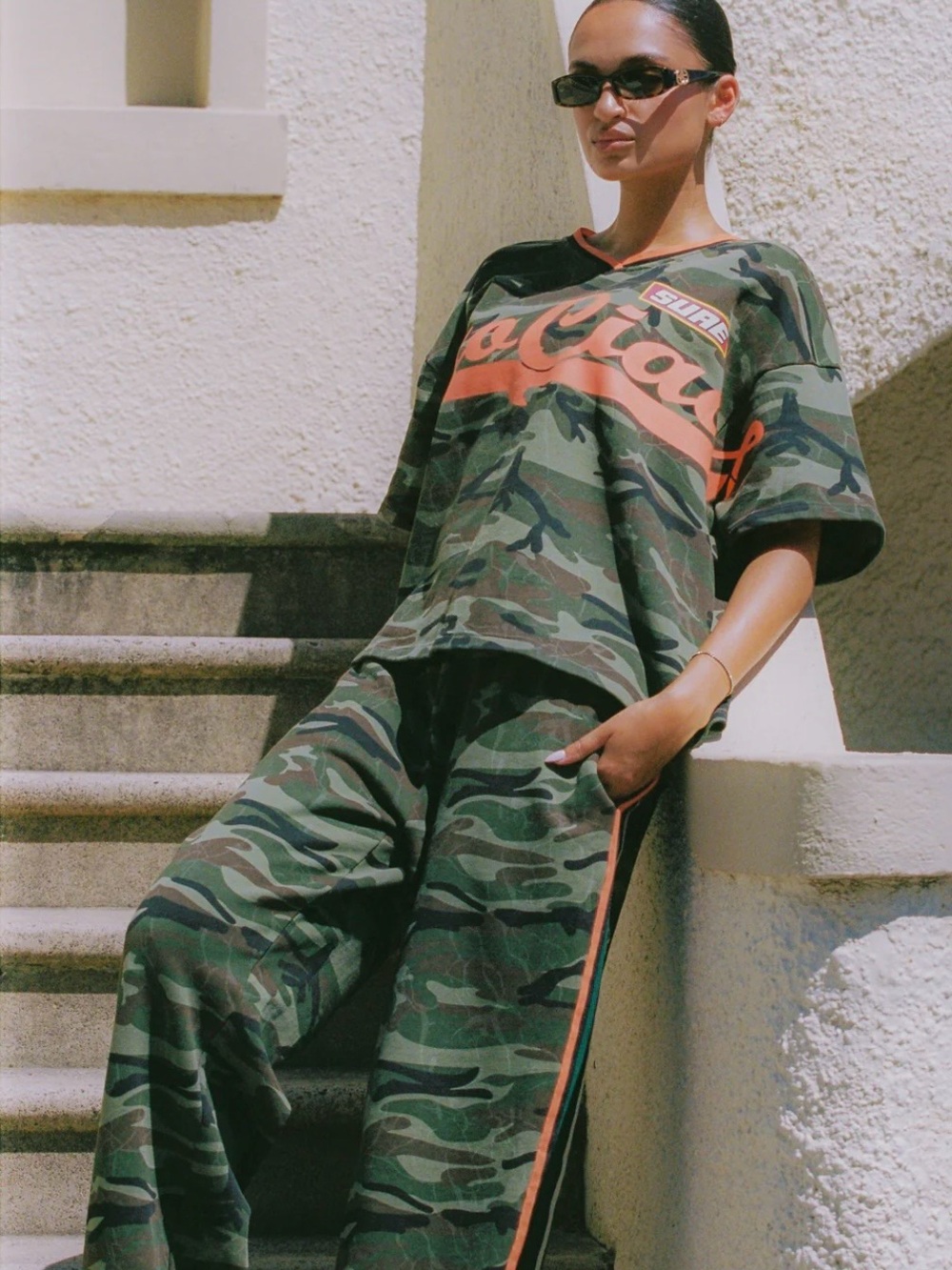 Ciao Ciao Vacation Camo Wide-Leg Jogger Pants - Olive Green